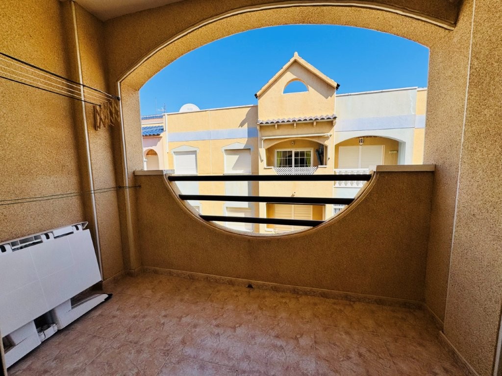 APARTAMENTO EN URBANIZACIÓN TORREVISTA PLAYA A 200 METROS DE LA PLAYA EN LA MATA
