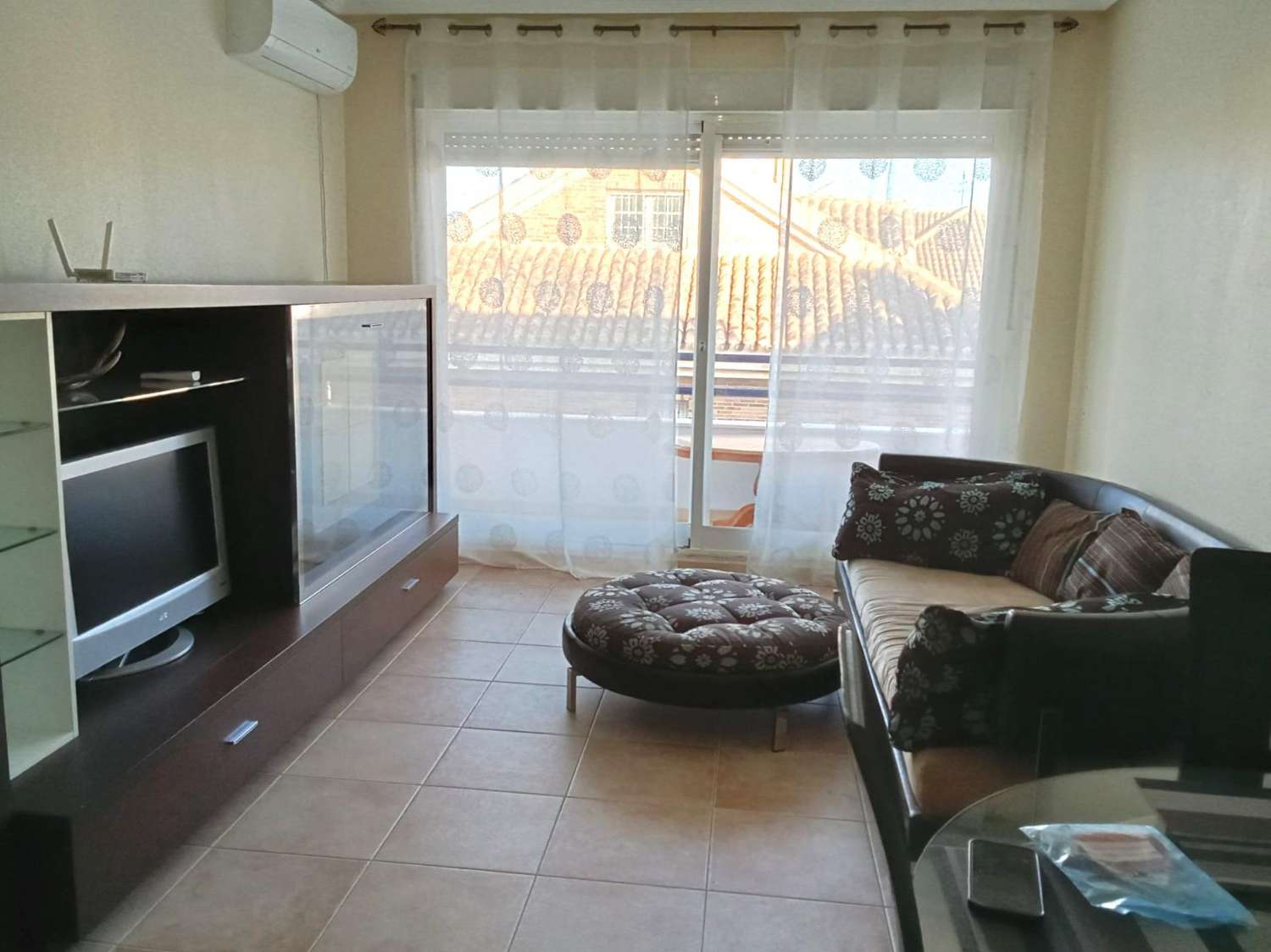 ÁTICO EXCLUSIVO CON GRAN SOLÁRIUM PRIVADO Y VISTAS AL MAR A SOLO 200 METROS DE LA PLAYA EN LA VELETA