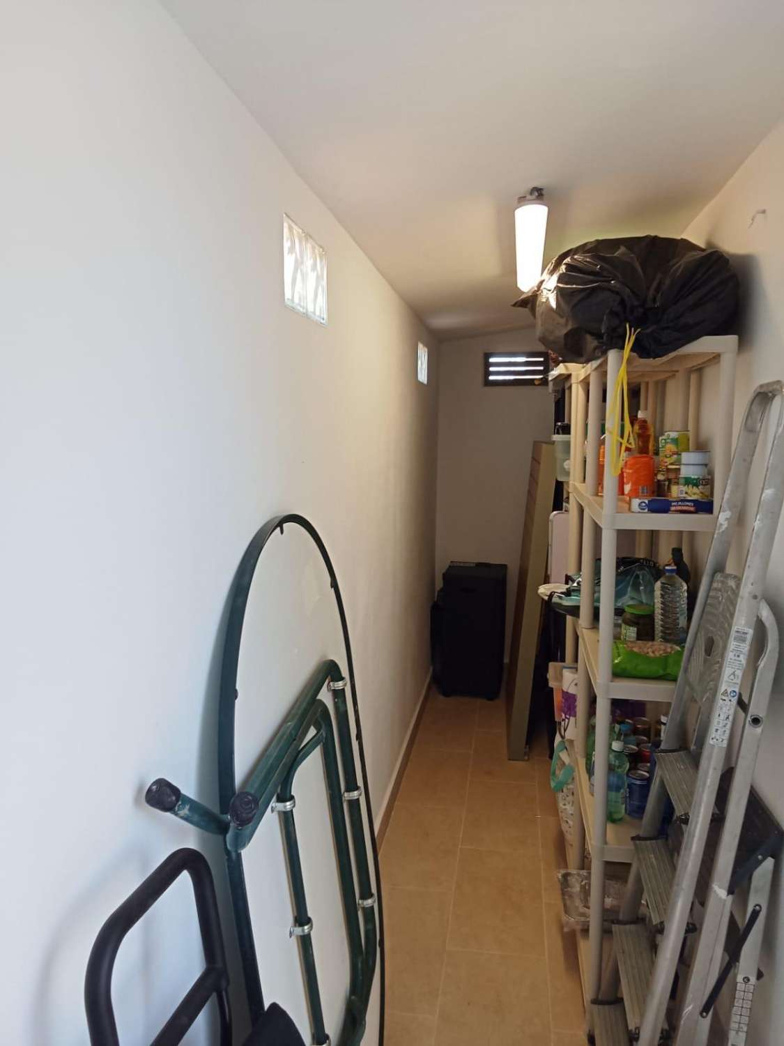 BUNGALOW PLANTA BAJA EN ESQUINA TOTALMENTE REFORMADO CON PARCELA PRIVADA Y SIN GASTOS DE COMUNIDAD