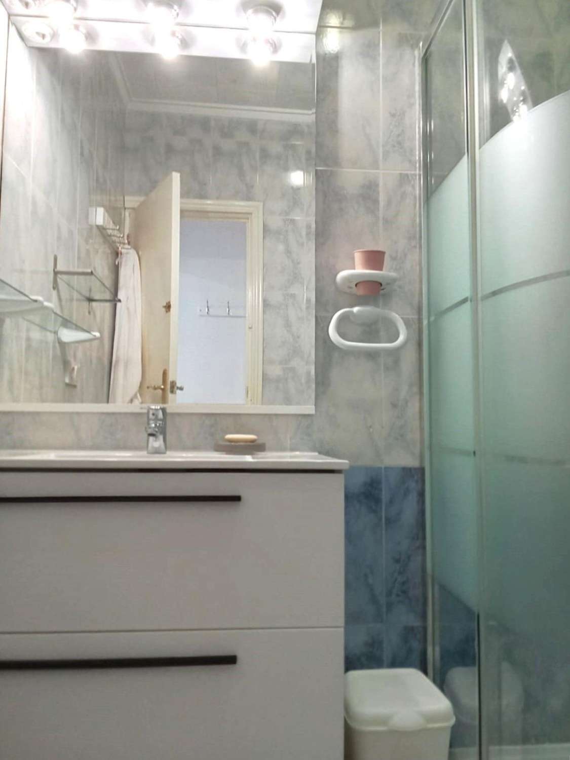 BUNGALOW PLANTA BAJA EN ESQUINA TOTALMENTE REFORMADO CON PARCELA PRIVADA Y SIN GASTOS DE COMUNIDAD