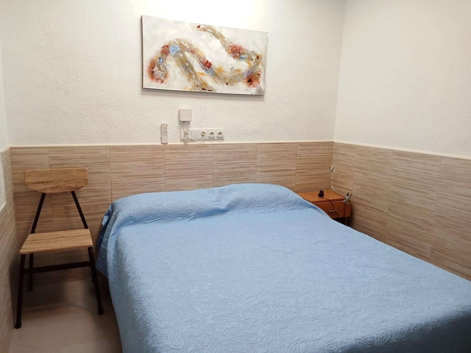 BUNGALOW PLANTA BAJA EN ESQUINA TOTALMENTE REFORMADO CON PARCELA PRIVADA Y SIN GASTOS DE COMUNIDAD