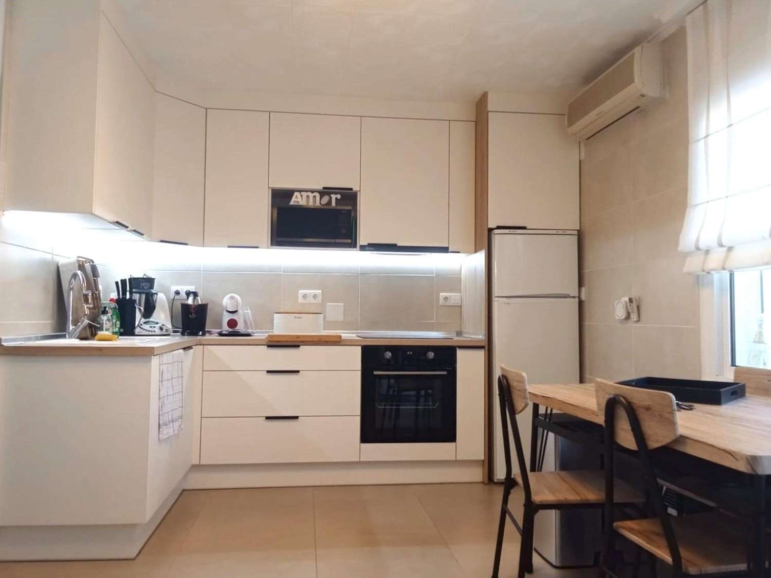 BUNGALOW PLANTA BAJA EN ESQUINA TOTALMENTE REFORMADO CON PARCELA PRIVADA Y SIN GASTOS DE COMUNIDAD