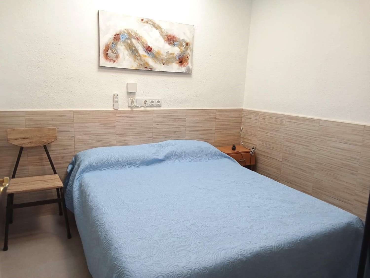 BUNGALOW PLANTA BAJA EN ESQUINA TOTALMENTE REFORMADO CON PARCELA PRIVADA Y SIN GASTOS DE COMUNIDAD