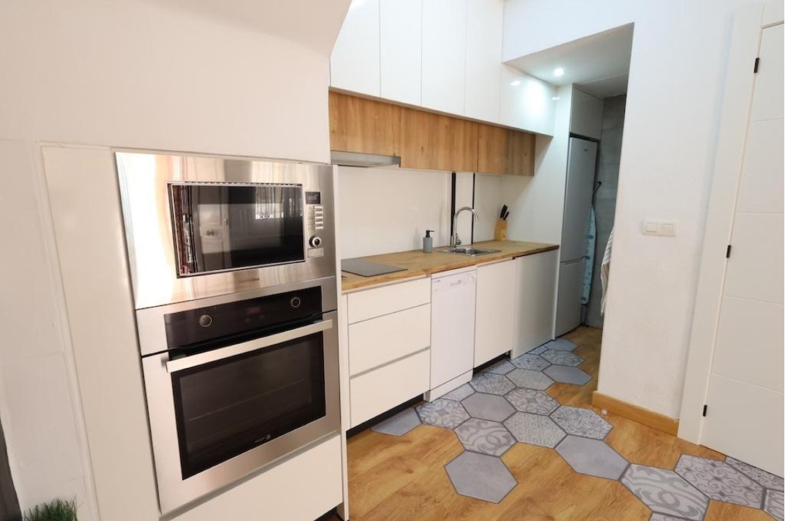 EXCLUSIVO DÚPLEX EN PLAYA FLAMENCA CON 3 DORMITORIOS, GRAN SÓTANO Y JARDÍN PRIVADO EN RESIDENCIAL PUEBLO CABALLERO
