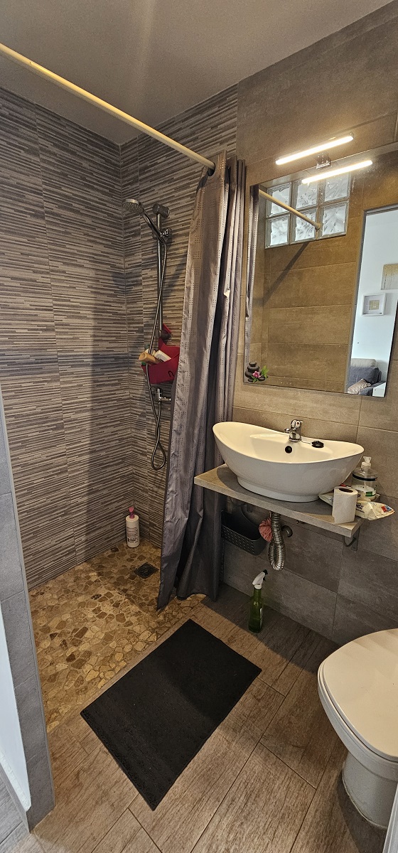 ESTUDIO JUNTO A LA PLAYA DE LA MATA CON GARAJE, TRASTERO Y POSIBILIDAD DE 1 DORMITORIO