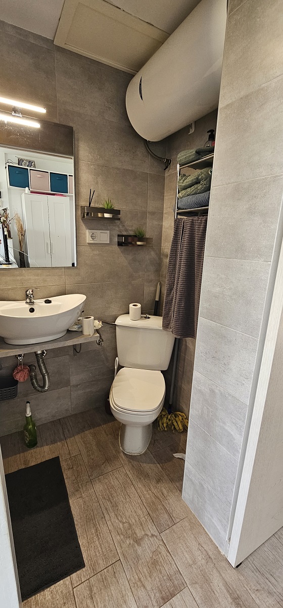 ESTUDIO JUNTO A LA PLAYA DE LA MATA CON GARAJE, TRASTERO Y POSIBILIDAD DE 1 DORMITORIO