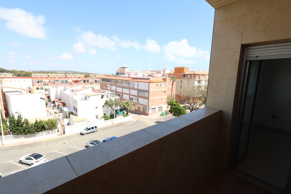 APARTAMENTO DE 3 DORMITORIOS A SOLO 300 METROS DE LA PLAYA EN RESIDENCIAL NATURA – AMPLITUD, CONFORT Y UBICACIÓN PRIVILEGIADA EN LA MATA