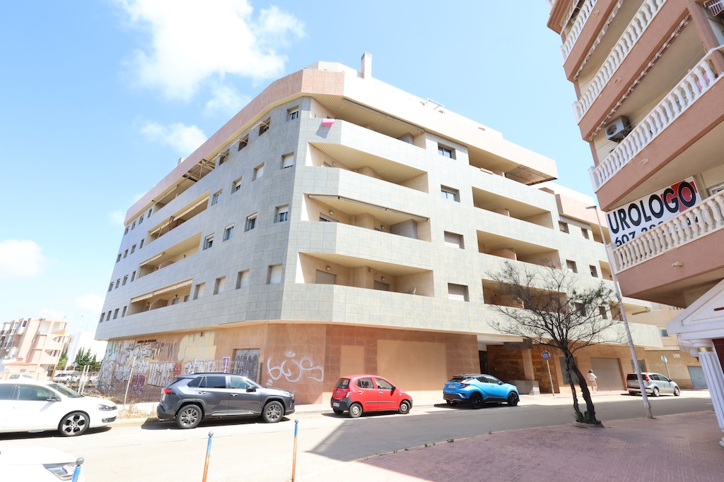 APARTAMENTO DE 3 DORMITORIOS A SOLO 300 METROS DE LA PLAYA EN RESIDENCIAL NATURA – AMPLITUD, CONFORT Y UBICACIÓN PRIVILEGIADA EN LA MATA