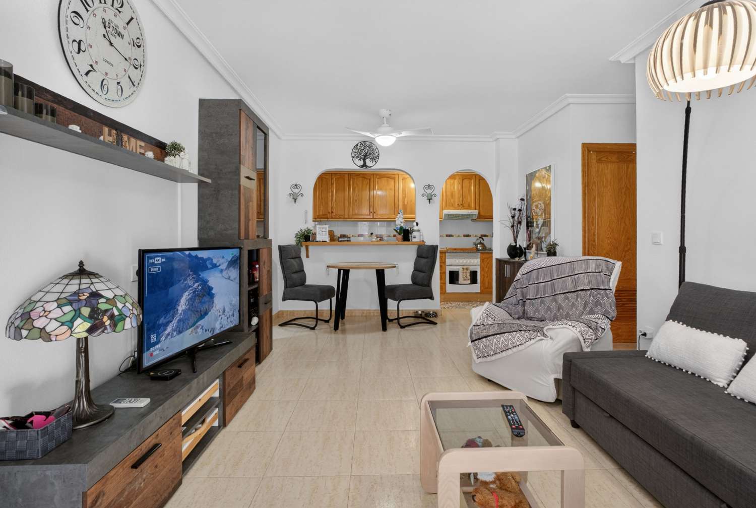 BUNGALOW EN PLANTA BAJA EN ZENIAMAR VI CON PISCINA, JACUZZI Y EXCELENTE UBICACIÓN EN ORIHUELA COSTA