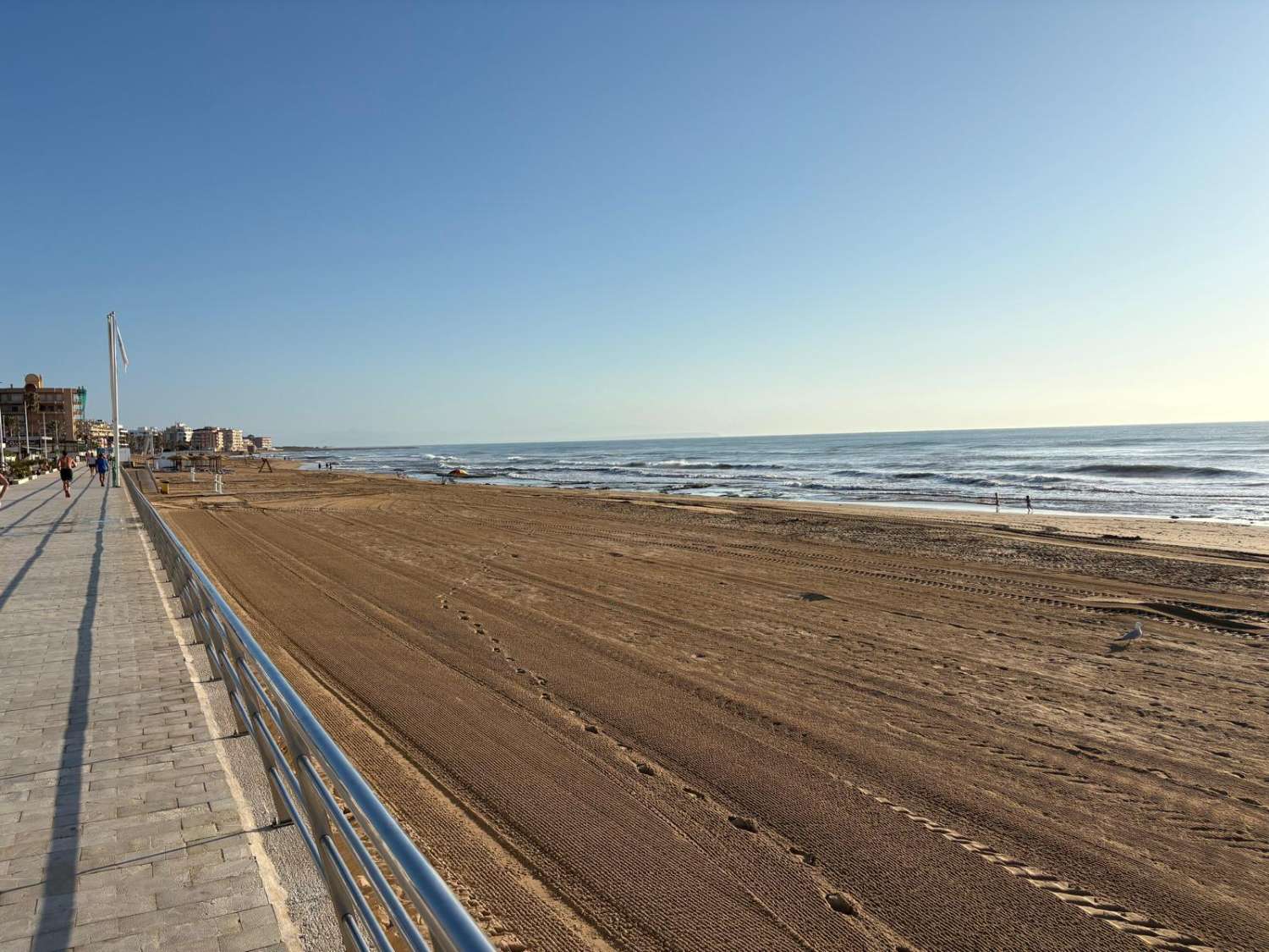 APARTAMENTO CON VISTAS AL MAR, ORIENTACIÓN SUR Y SOLÁRIUM A SOLO 250 METROS DE LA PLAYA DE LA MATA