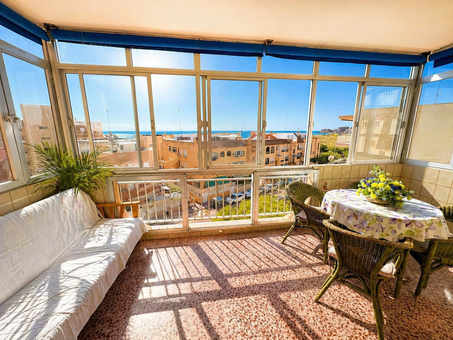 APARTAMENTO CON VISTAS AL MAR, ORIENTACIÓN SUR Y SOLÁRIUM A SOLO 250 METROS DE LA PLAYA DE LA MATA