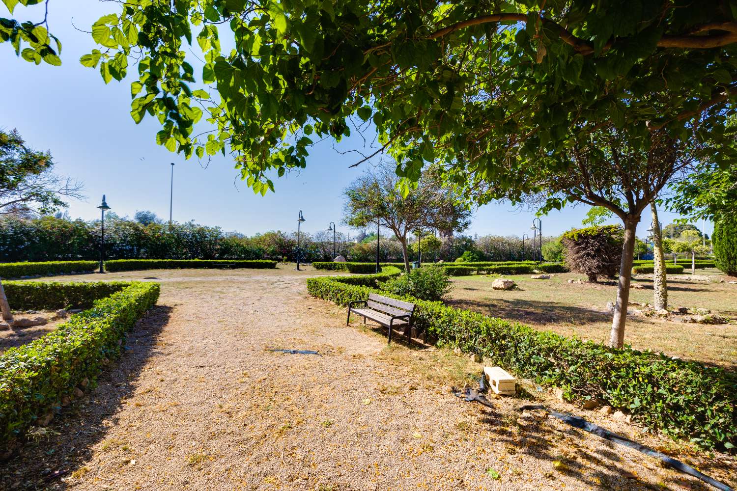 BUNGALOW CON PISCINA COMUNITARIA Y TERRAZA A SOLO 350 METROS DE LA PLAYA DE LOS NÁUFRAGOS