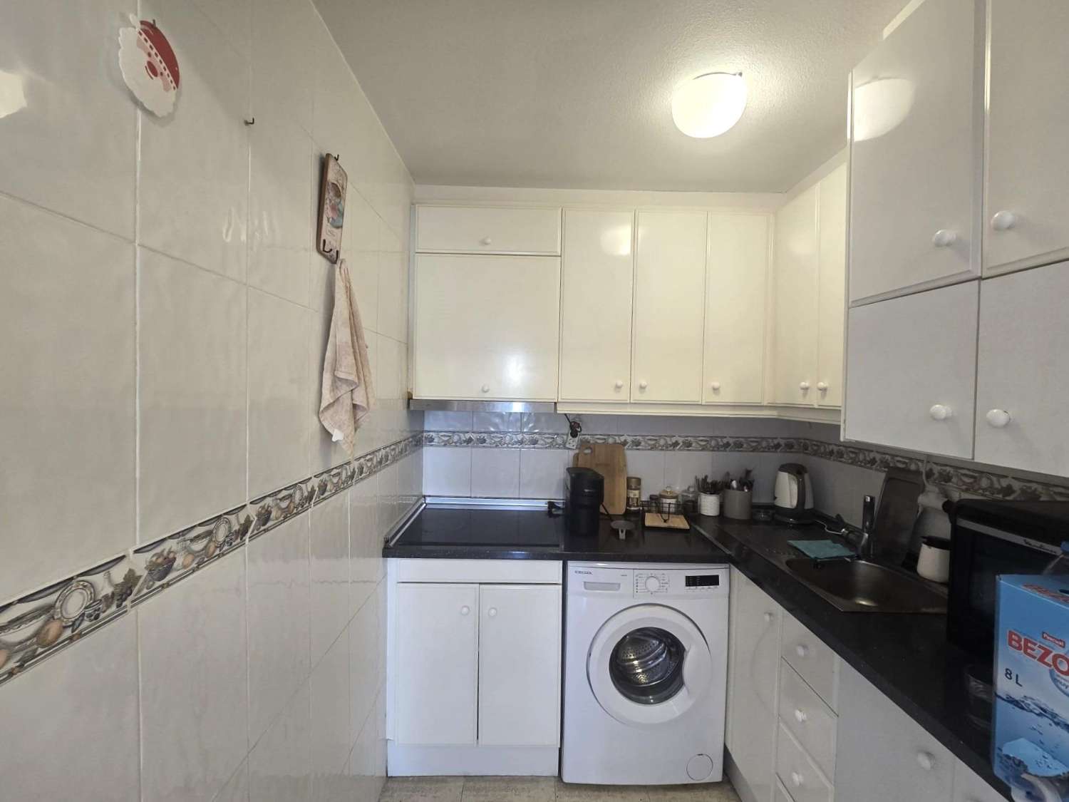 ESPECTACULAR APARTAMENTO EN ESQUINA TOTALMENTE REFORMADO A 10 MINUTOS DE LAS PLAYAS DEL CURA Y LOS LOCOS