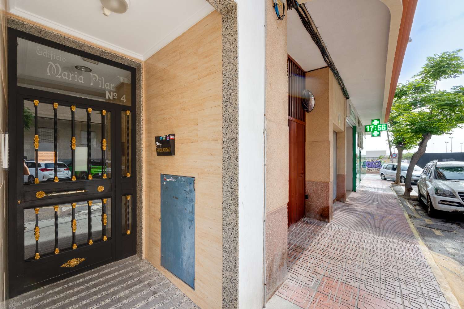 APARTAMENTO AMUEBLADO DE 2 DORMITORIOS A 500 METROS DEL MAR EN TORREVIEJA