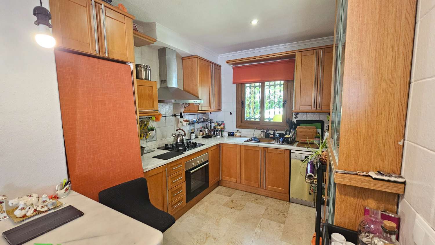 ADOSADO CON SOLÁRIUM, PISCINA COMUNITARIA Y ORIENTACIÓN ESTE-OESTE EN VILLAMARTÍN PAU-8
