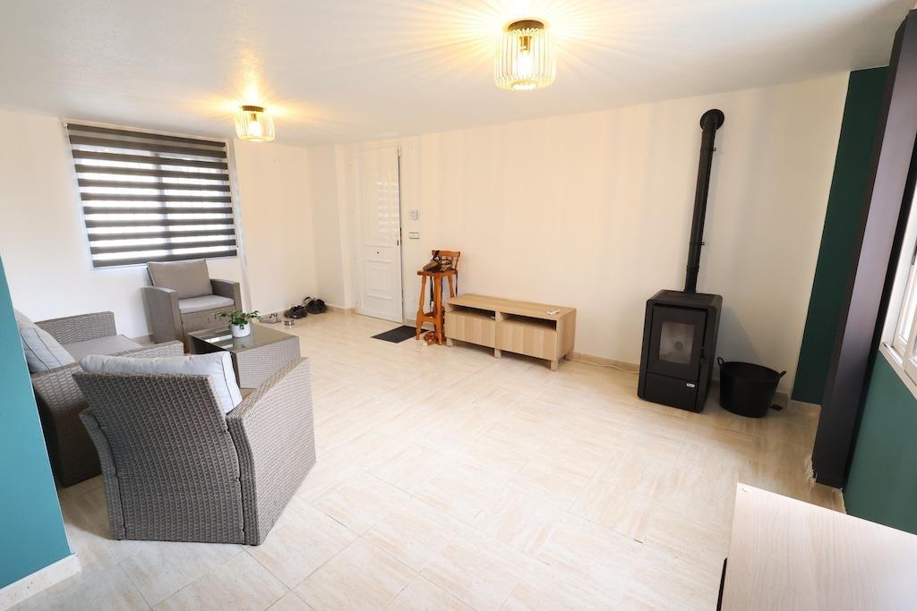 ESPECTACULAR CHALET INDEPENDIENTE CON PISCINA PRIVADA, APARTAMENTO INDEPENDIENTE Y SOLÁRIUM EN VILLAMARTÍN