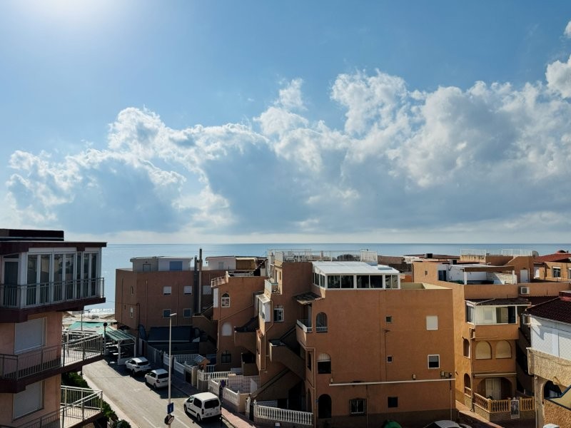 APARTAMENTO CON AMPLIA TERRAZA Y VISTAS AL MAR A SOLO 100 METROS DE LA PLAYA DE LA MATA