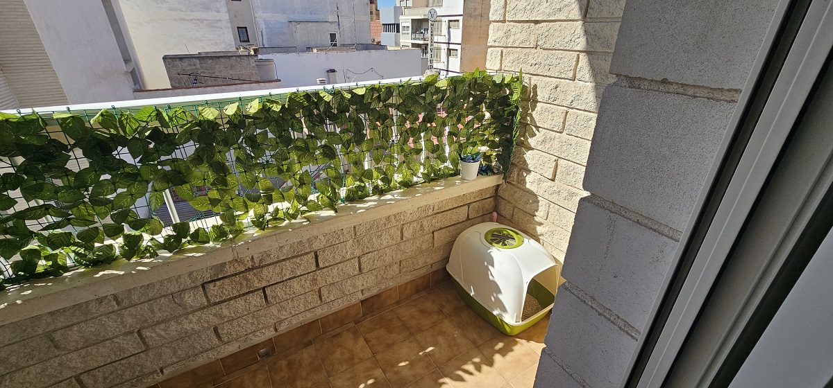 APARTAMENTO CÉNTRICO ORIENTACIÓN SUR CON TERRAZA EN PLENO CORAZÓN DE LA CIUDAD
