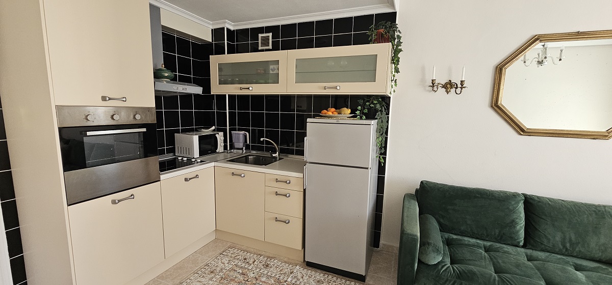 APARTAMENTO CÉNTRICO ORIENTACIÓN SUR CON TERRAZA EN PLENO CORAZÓN DE LA CIUDAD