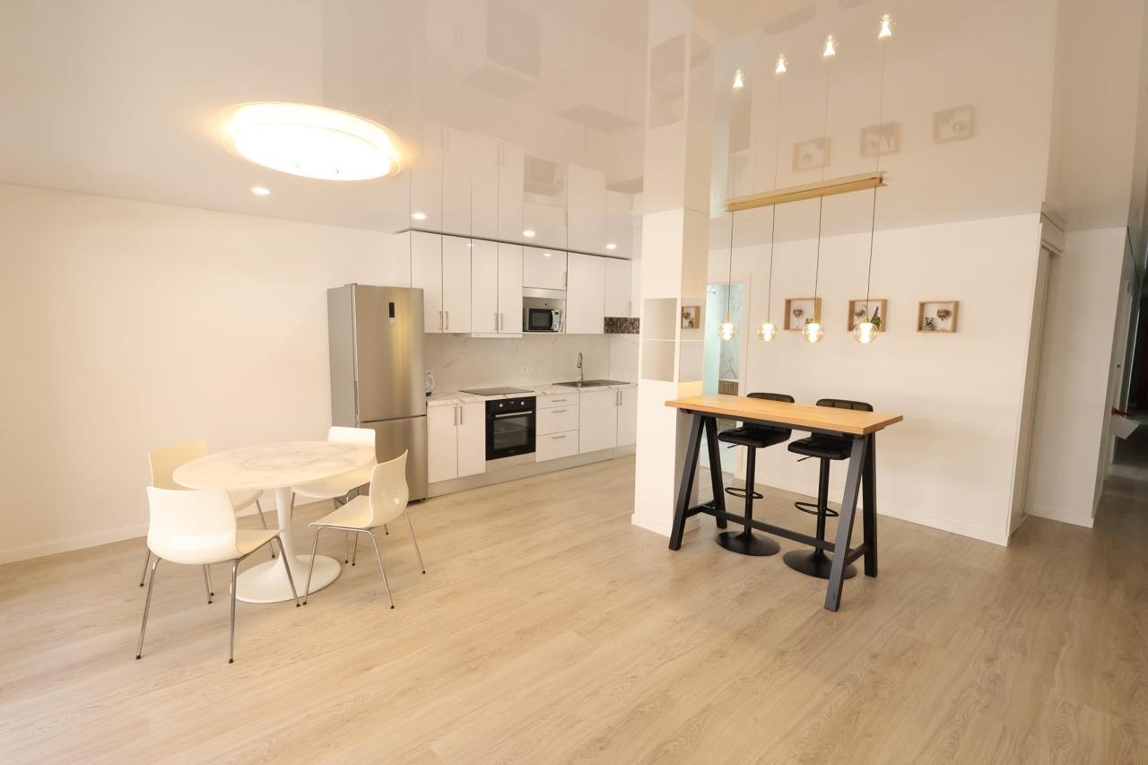 APARTAMENTO REFORMADO A ESTRENAR CON TERRAZA Y VISTAS AL MAR JUNTO A PLAYA DE LOS NÁUFRAGOS