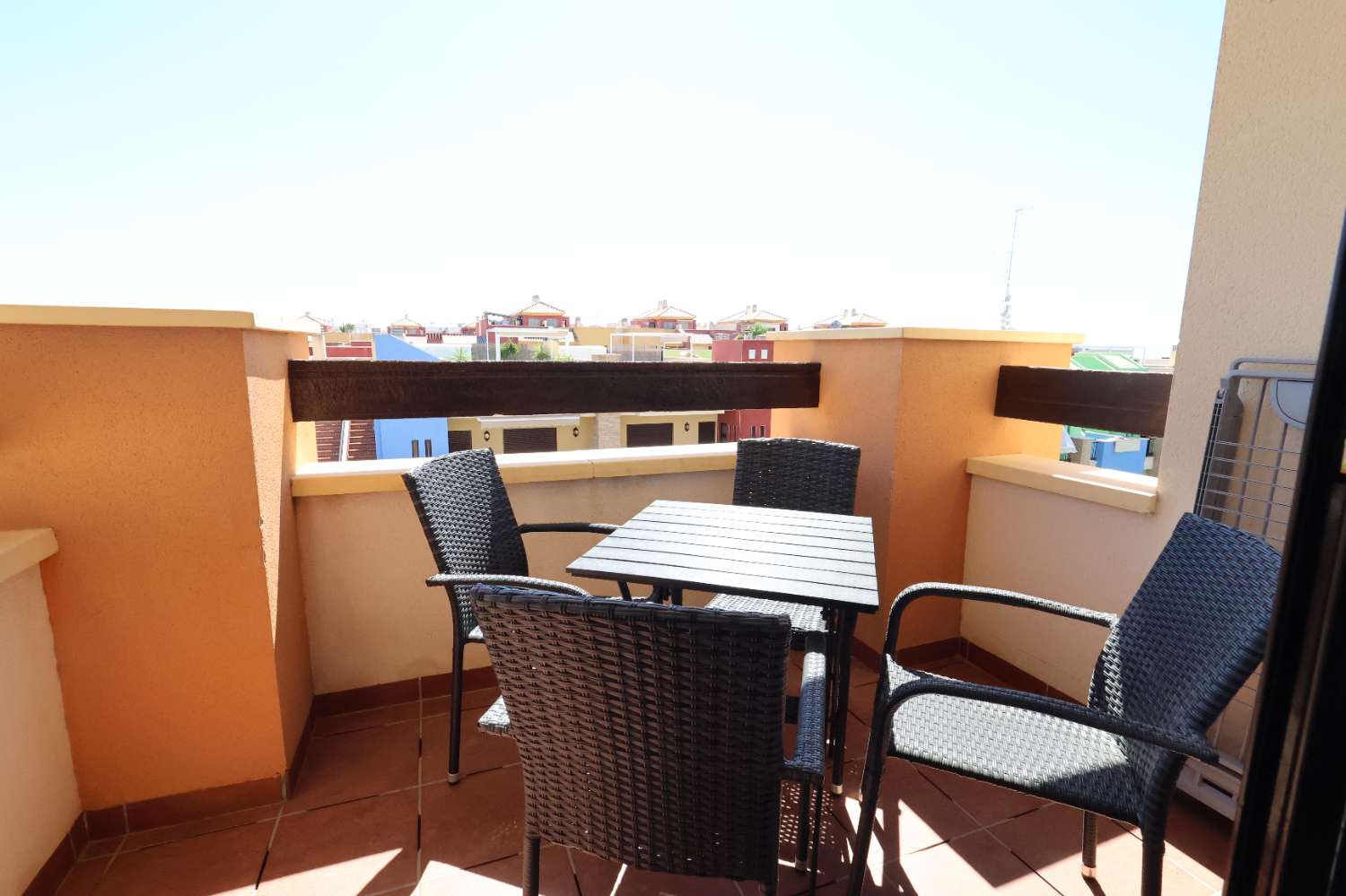 APARTAMENTO CON VISTAS AL MAR, GARAJE Y EXCLUSIVA ZONA SPA EN LOMAS DE CABO ROIG