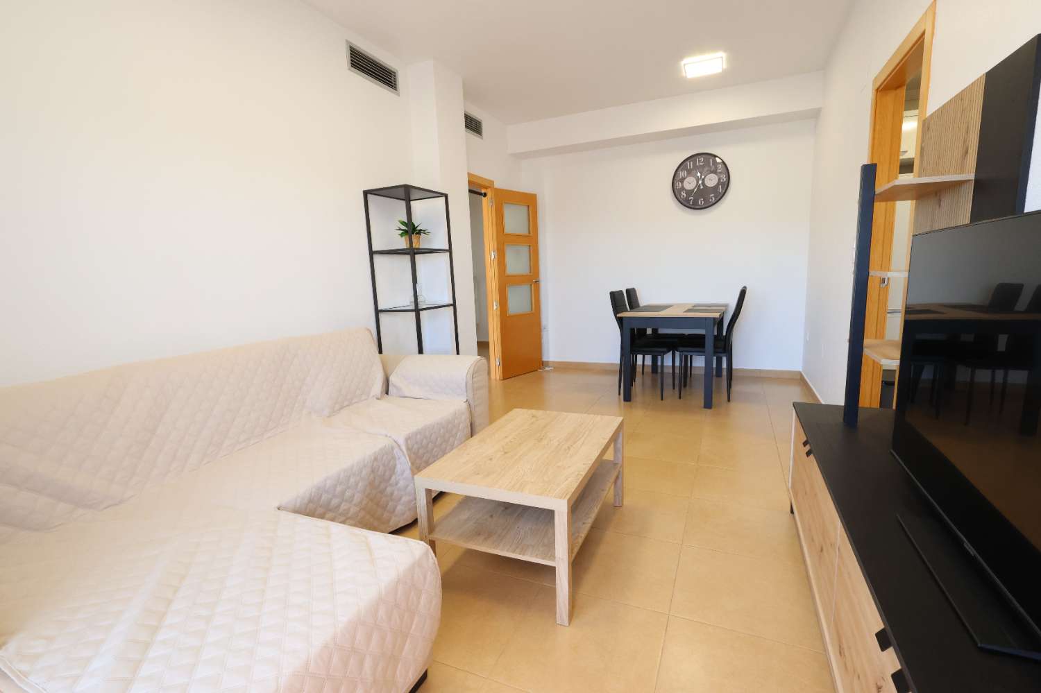 APARTAMENTO CON VISTAS AL MAR, GARAJE Y EXCLUSIVA ZONA SPA EN LOMAS DE CABO ROIG