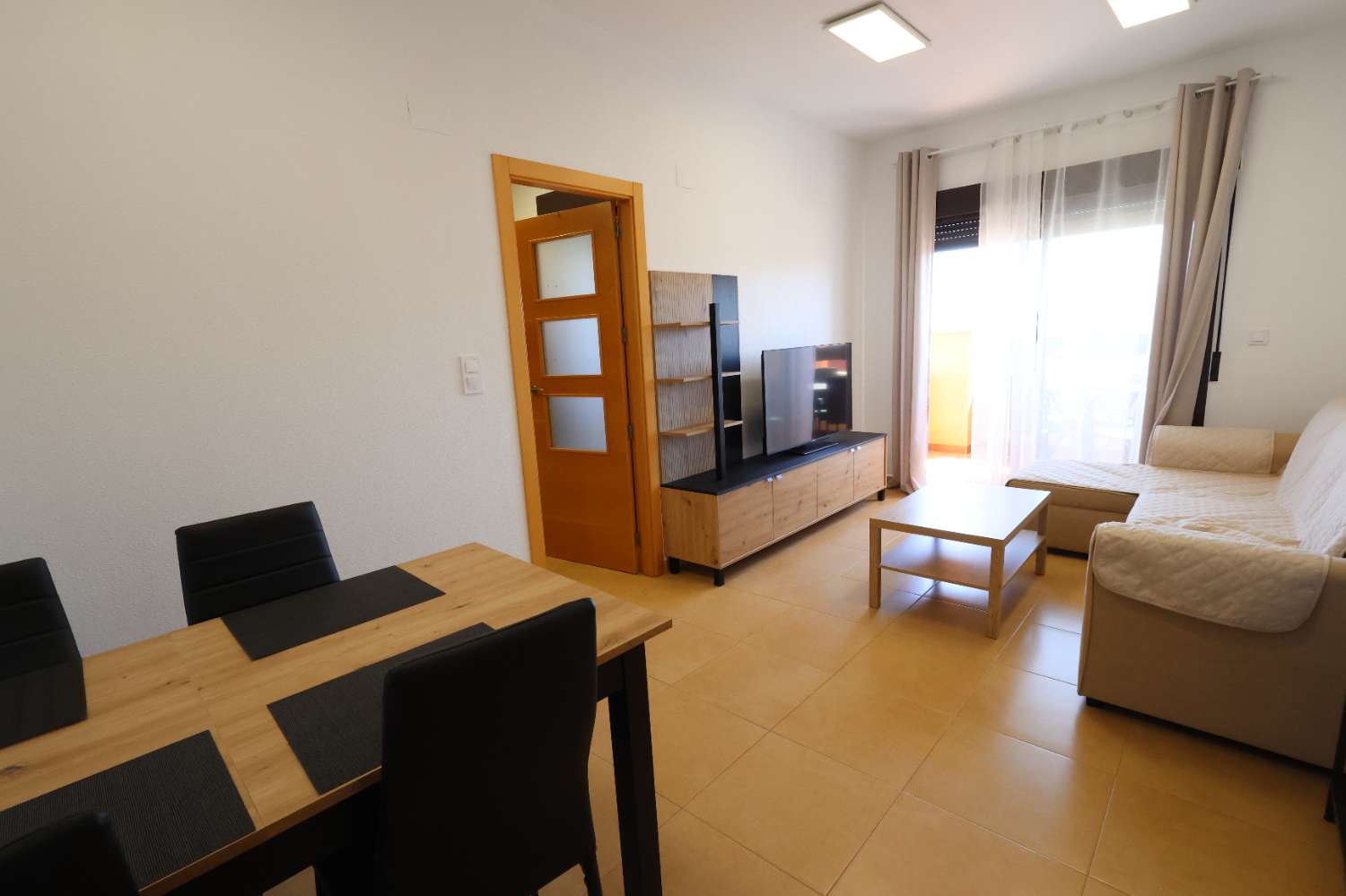 APARTAMENTO CON VISTAS AL MAR, GARAJE Y EXCLUSIVA ZONA SPA EN LOMAS DE CABO ROIG