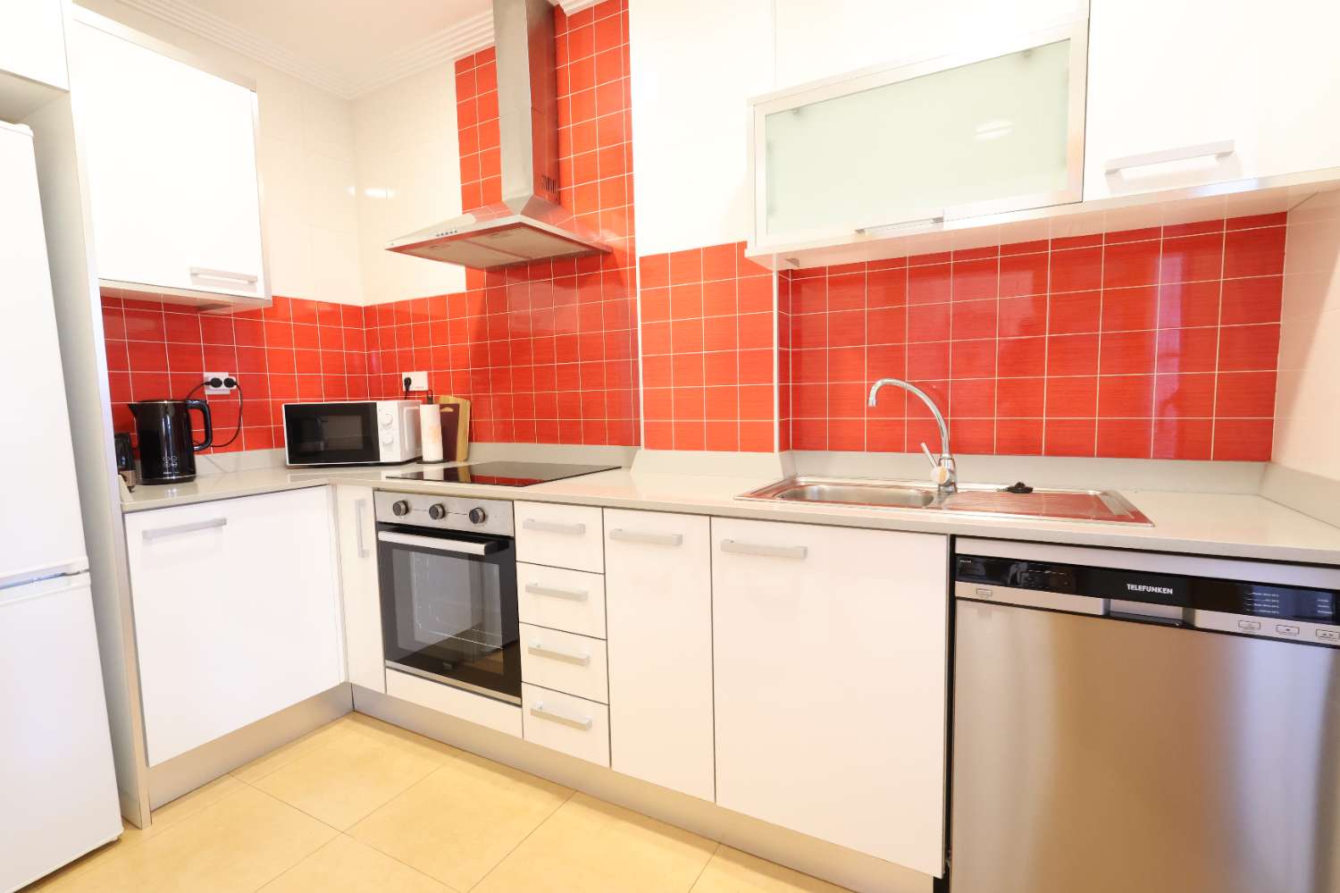 APARTAMENTO CON VISTAS AL MAR, GARAJE Y EXCLUSIVA ZONA SPA EN LOMAS DE CABO ROIG