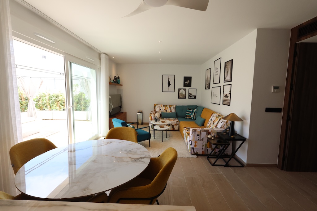 ÁTICO DE LUJO EN LA FINCA GOLF CON SOLÁRIUM PRIVADO DE 88 M², 3 DORMITORIOS, GARAJE Y PISCINA