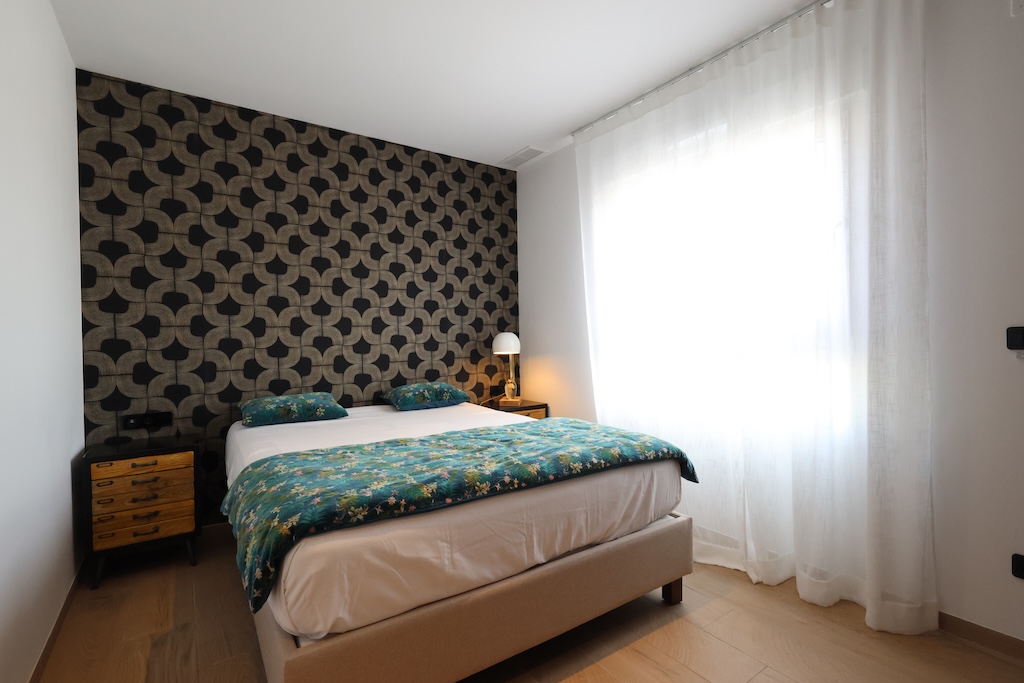 ÁTICO DE LUJO EN LA FINCA GOLF CON SOLÁRIUM PRIVADO DE 88 M², 3 DORMITORIOS, GARAJE Y PISCINA