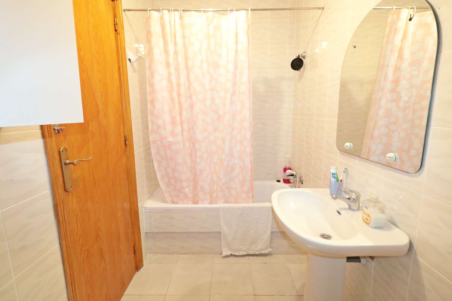 BUNGALOW ORIENTADO AL SUR A ESCASOS METROS DE LA PLAYA DEL ACEQUIÓN