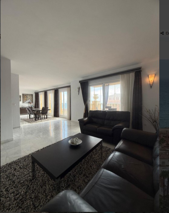 ÁTICO EXCLUSIVO EN LAS ATALAYAS CON VISTAS AL MAR, SOLÁRIUM PRIVADO DE 120 M², GARAJE Y SEGURIDAD 24 HORAS
