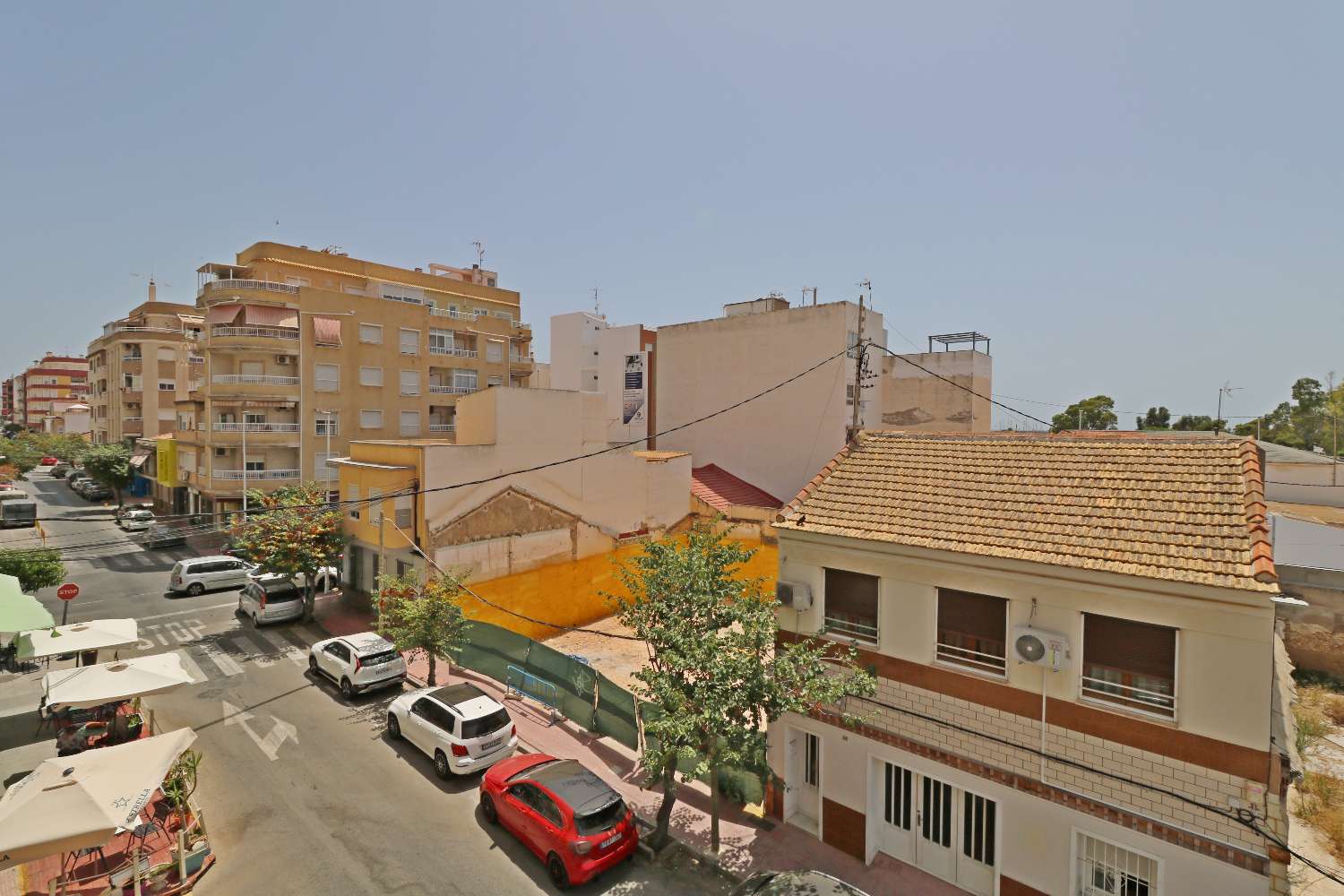 ESPECTACULAR APARTAMENTO TOTALMENTE REFORMADO DE 4 DORMITORIOS A SOLO 200 METROS DEL MAR EN ACEQUIÓN