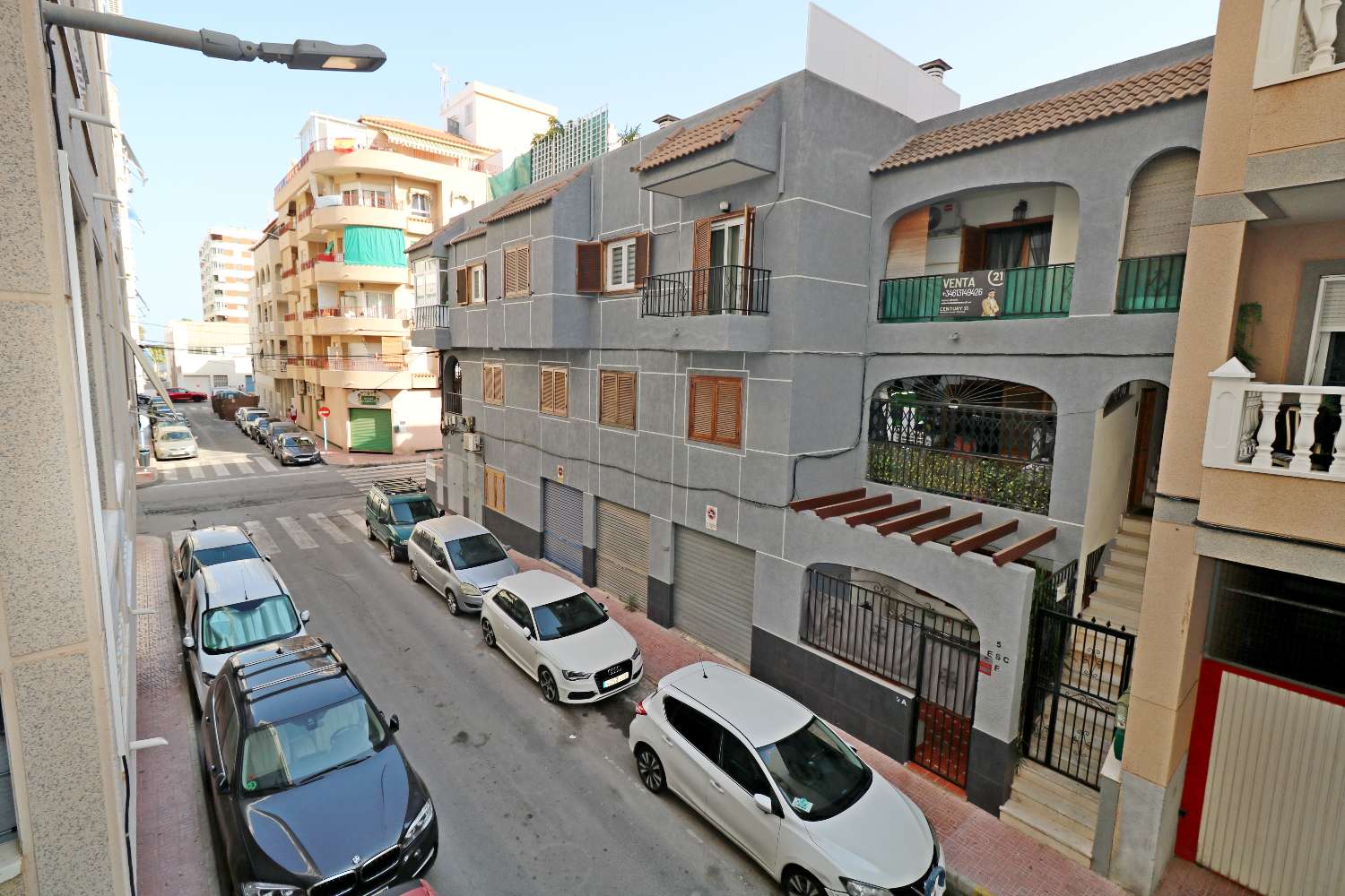 APARTMENT 150 METERS FROM THE BEACH WITH 2 TERRACES AND TWO BEDROOMS IN ACEQUIÓN – TORREVIEJA