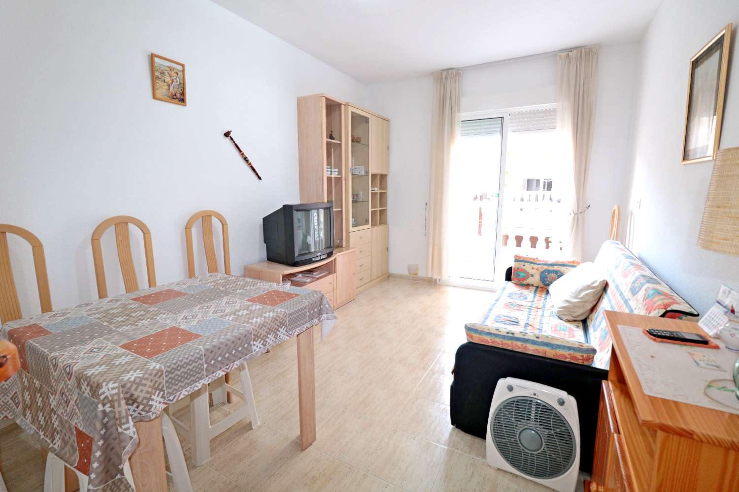 APARTMENT 150 METERS FROM THE BEACH WITH 2 TERRACES AND TWO BEDROOMS IN ACEQUIÓN – TORREVIEJA