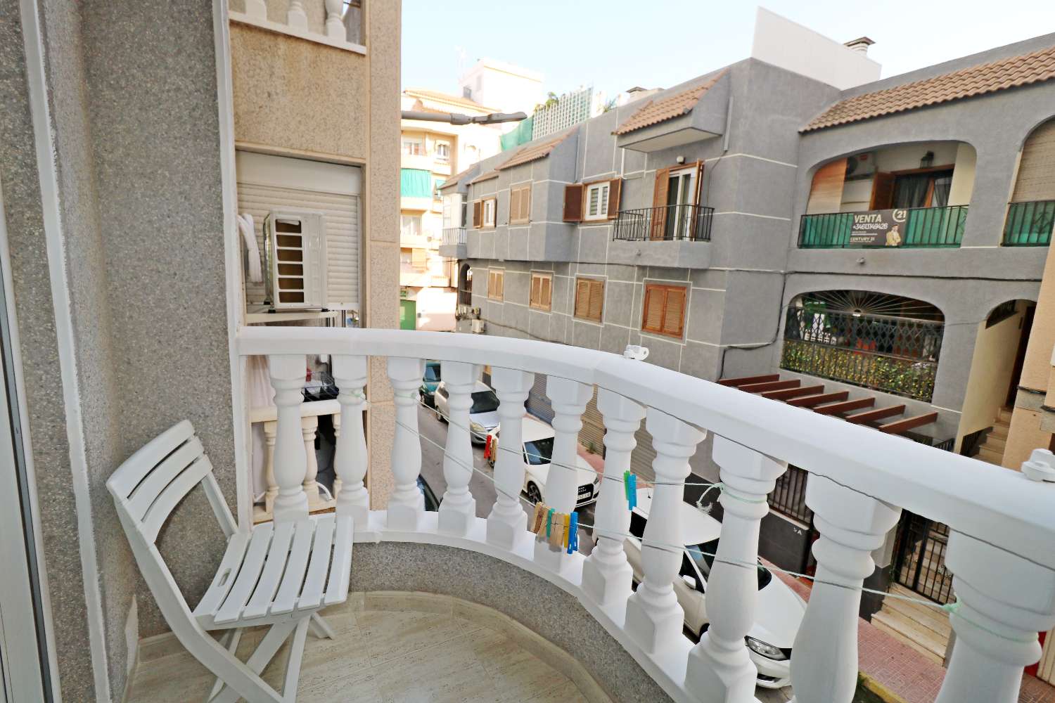 APARTMENT 150 METERS FROM THE BEACH WITH 2 TERRACES AND TWO BEDROOMS IN ACEQUIÓN – TORREVIEJA