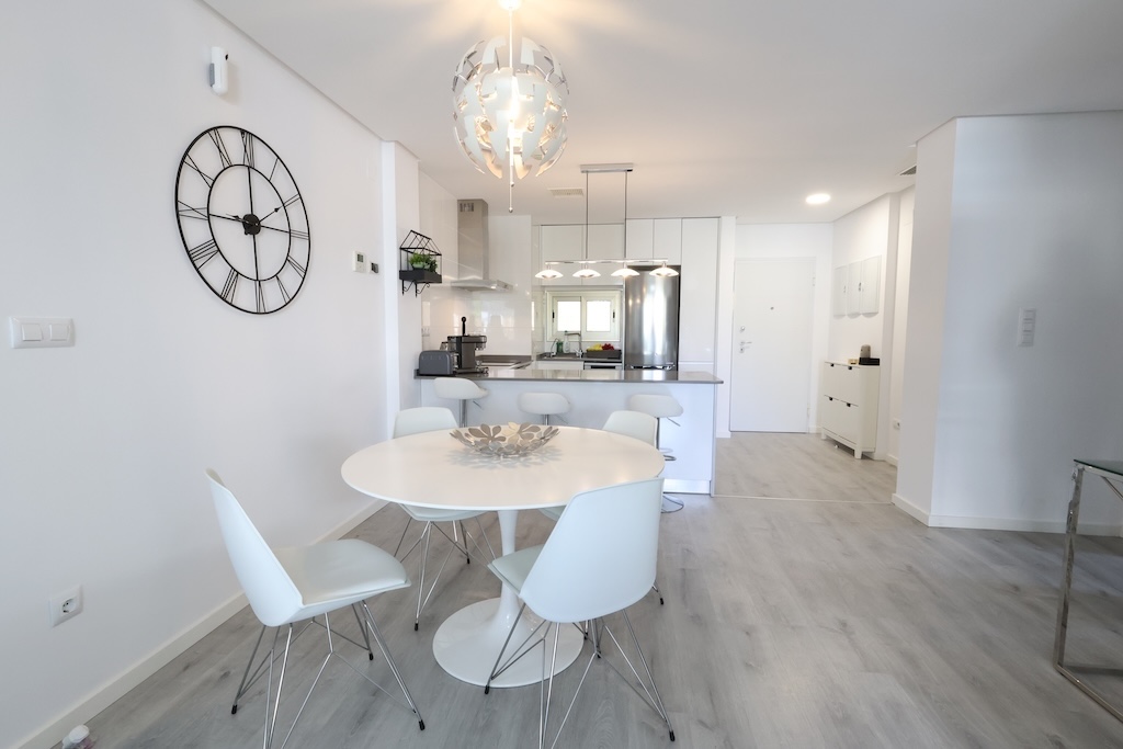 AMPLIO APARTAMENTO DE 2 DORMITORIOS CON GRAN TERRAZA EN GREEN HILLS VILLAMARTÍN
