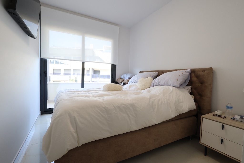 EXCLUSIVO APARTAMENTO EN ESQUINA CON 3 DORMITORIOS, 48 M² DE TERRAZA Y VISTAS AL MAR EN AMANECER DE LUXE