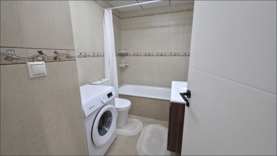APARTAMENTO REFORMADO, LUMINOSO Y TODO EXTERIOR EN TORREVIEJA