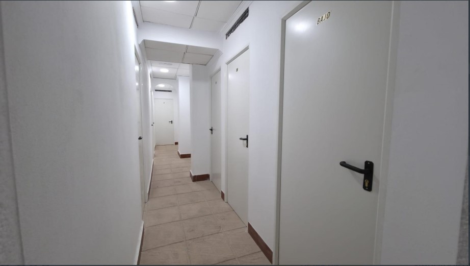 APARTAMENTO REFORMADO, LUMINOSO Y TODO EXTERIOR EN TORREVIEJA
