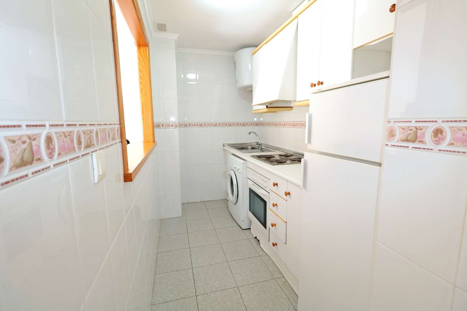APARTAMENTO CON VISTAS LATERALES AL MAR A 100 METROS DE PLAYA DEL CURA