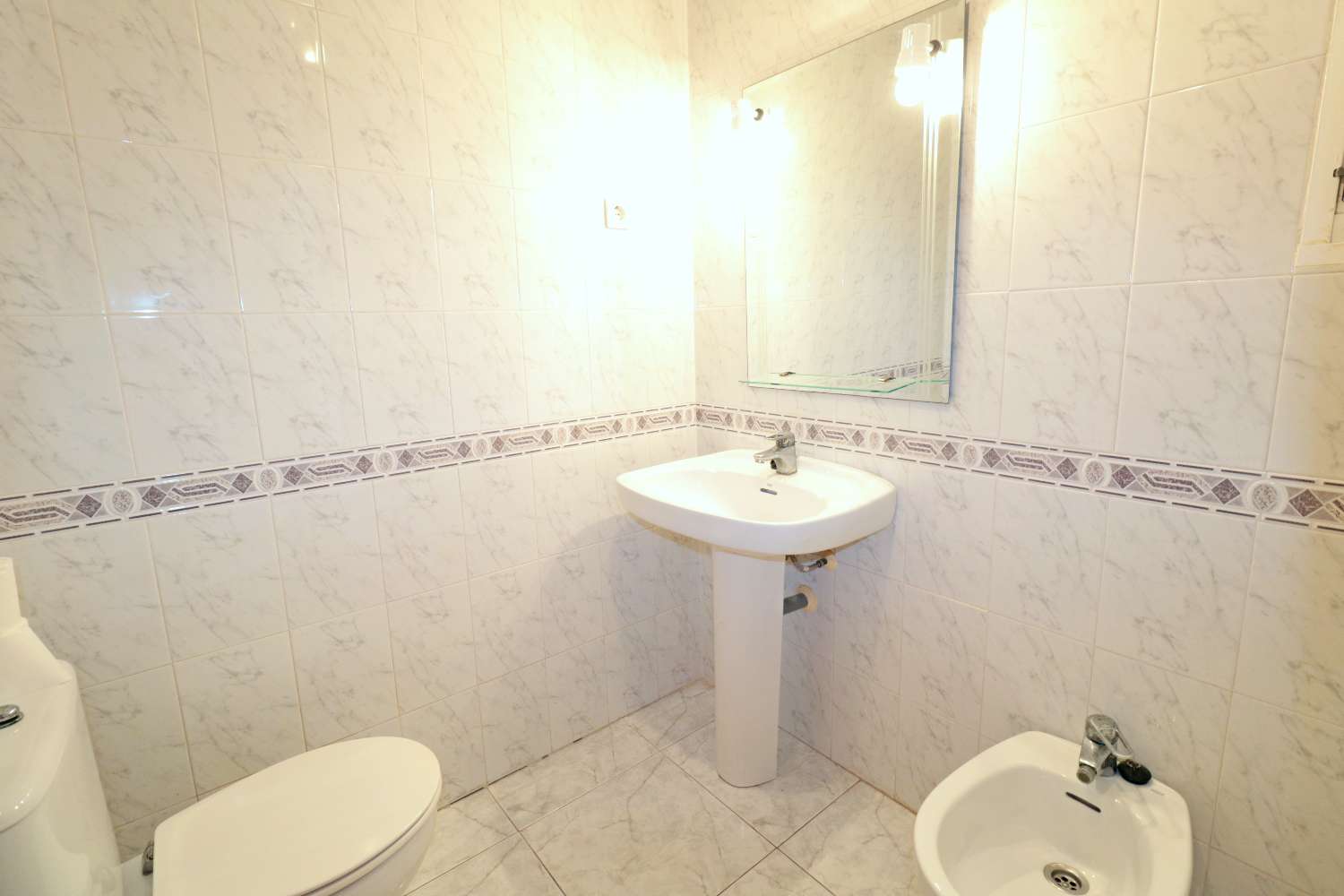 APARTAMENTO CON VISTAS LATERALES AL MAR A 100 METROS DE PLAYA DEL CURA