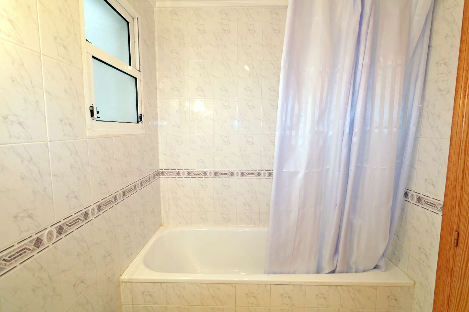 APARTAMENTO CON VISTAS LATERALES AL MAR A 100 METROS DE PLAYA DEL CURA