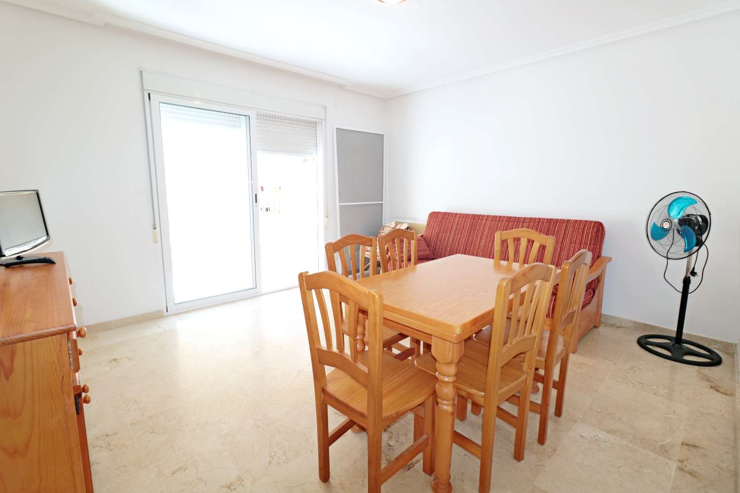 APARTAMENTO CON VISTAS LATERALES AL MAR A 100 METROS DE PLAYA DEL CURA