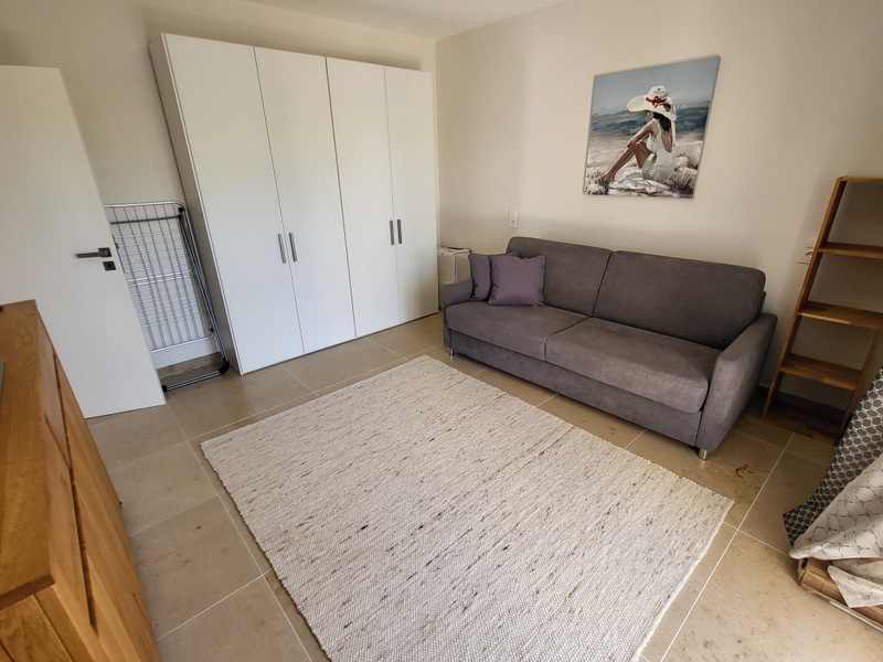 VILLA DE LUJO EN CIUDAD QUESADA – 420 M² CONSTRUIDOS, PARCELA DE 800 M², 4 DORMITORIOS Y PISCINA PRIVADA