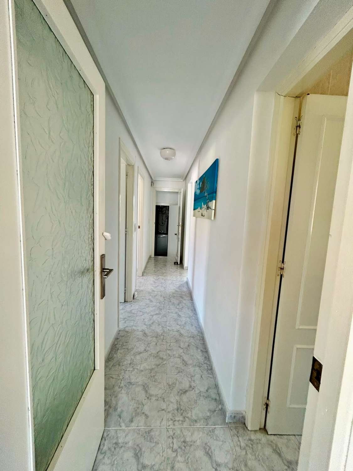 VILLA CON AMPLIO JARDÍN PRIVADO Y PISCINA COMUNITARIA EN SAN LUIS, TORREVIEJA