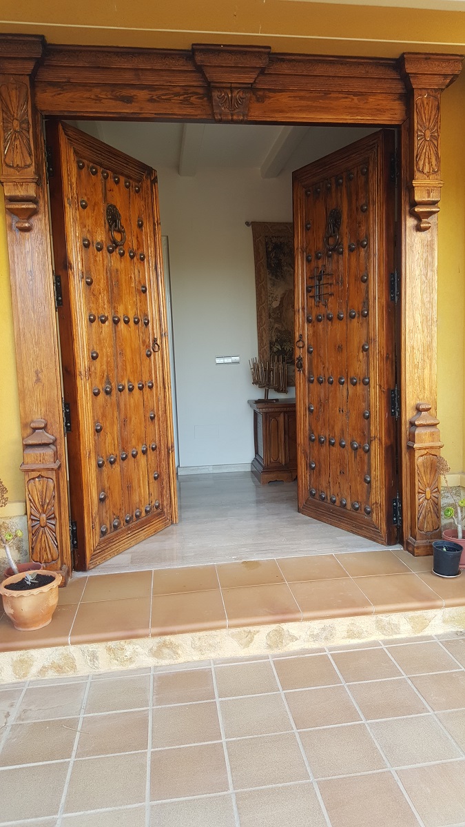 FINCA RÚSTICA ÚNICA DE 14.600 M² CON DOS VIVIENDAS, PISCINA Y COMPLEJO ECUESTRE EN LA MURADA