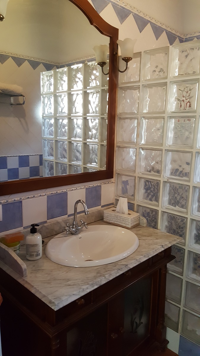 FINCA RÚSTICA ÚNICA DE 14.600 M² CON DOS VIVIENDAS, PISCINA Y COMPLEJO ECUESTRE EN LA MURADA