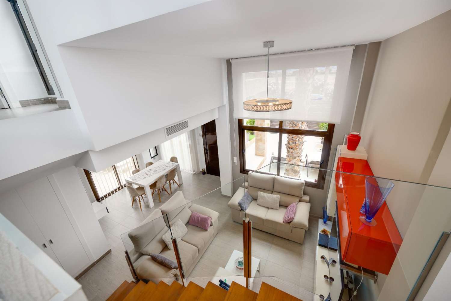 VRIJSTAANDE VILLA MET PRIVÉZWEMBAD EN OPEN UITZICHT IN CIUDAD QUESA