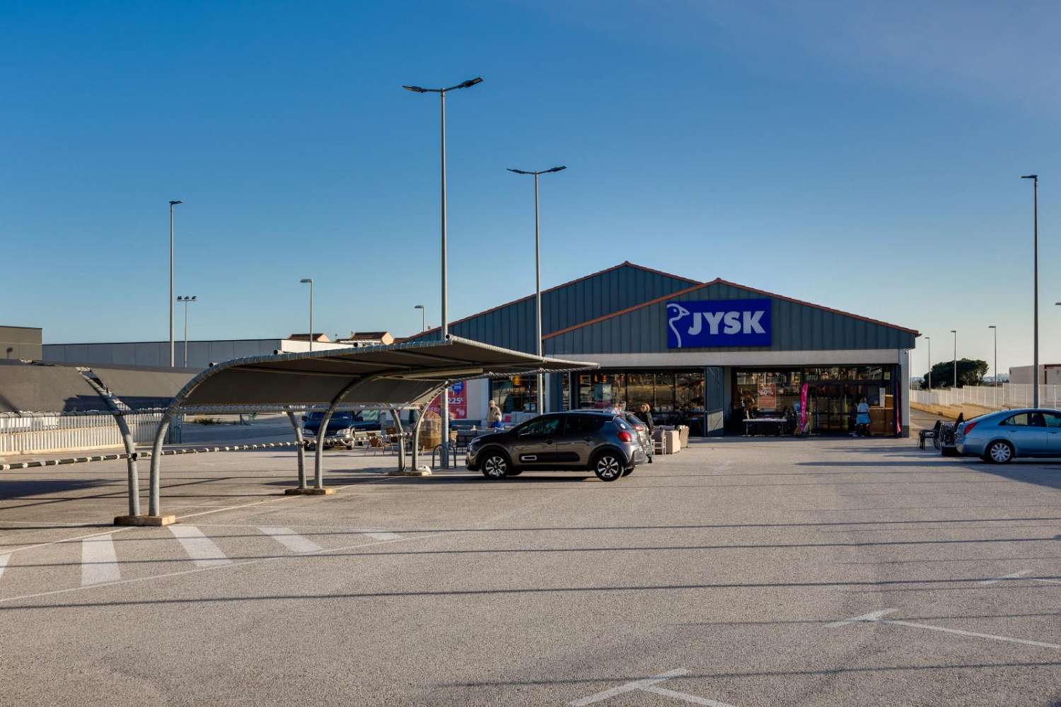 VRIJSTAANDE VILLA MET PRIVÉZWEMBAD EN OPEN UITZICHT IN CIUDAD QUESA